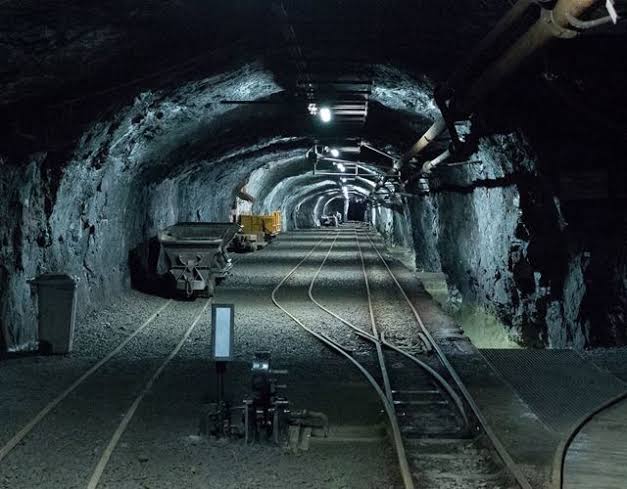 Stollen im Besucherbergwerk Gonzen